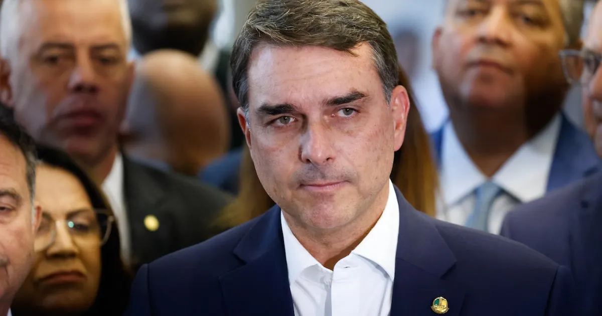 Evangélicos do PT em um encontro político, discutindo o caso Master e Flávio Bolsonaro